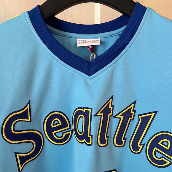 Seattle Mariners Jersey - Picture 4 of 7